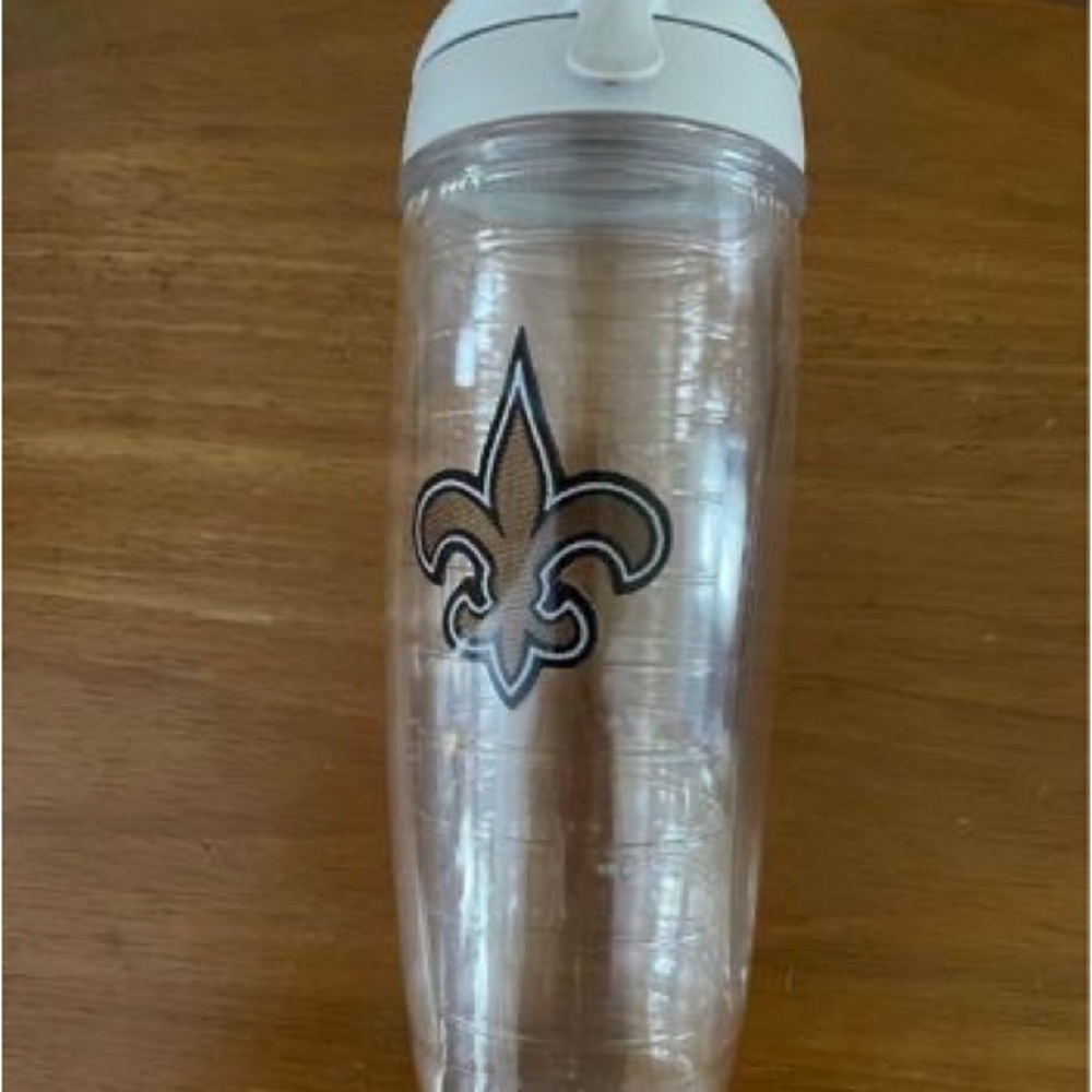 Like New, Trevis New Orleans Saints 24 Oz. Tumbler